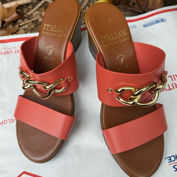 Italian Shoemakers Shoes - Sz 7 1/2 wedge ITALY sandals shoes